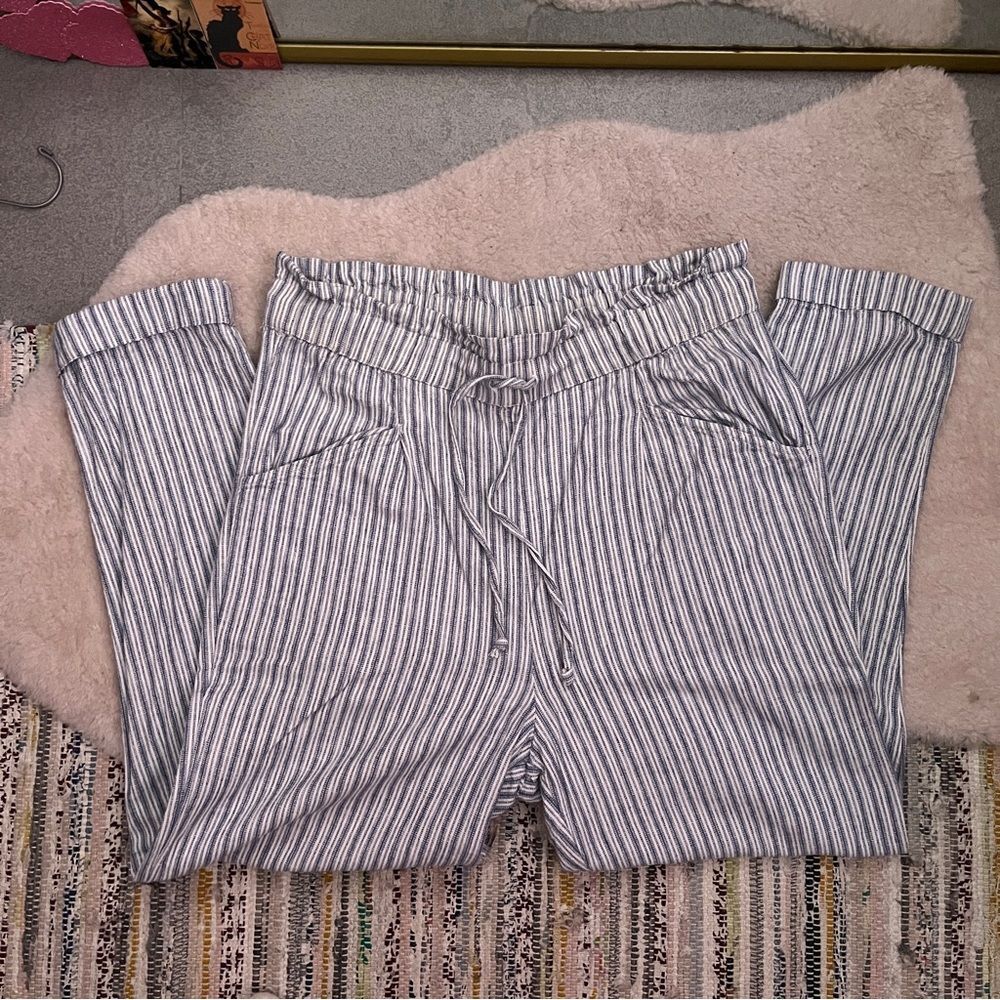 American-eagle Women's White and Blue Trousers - Picture 5 of 7